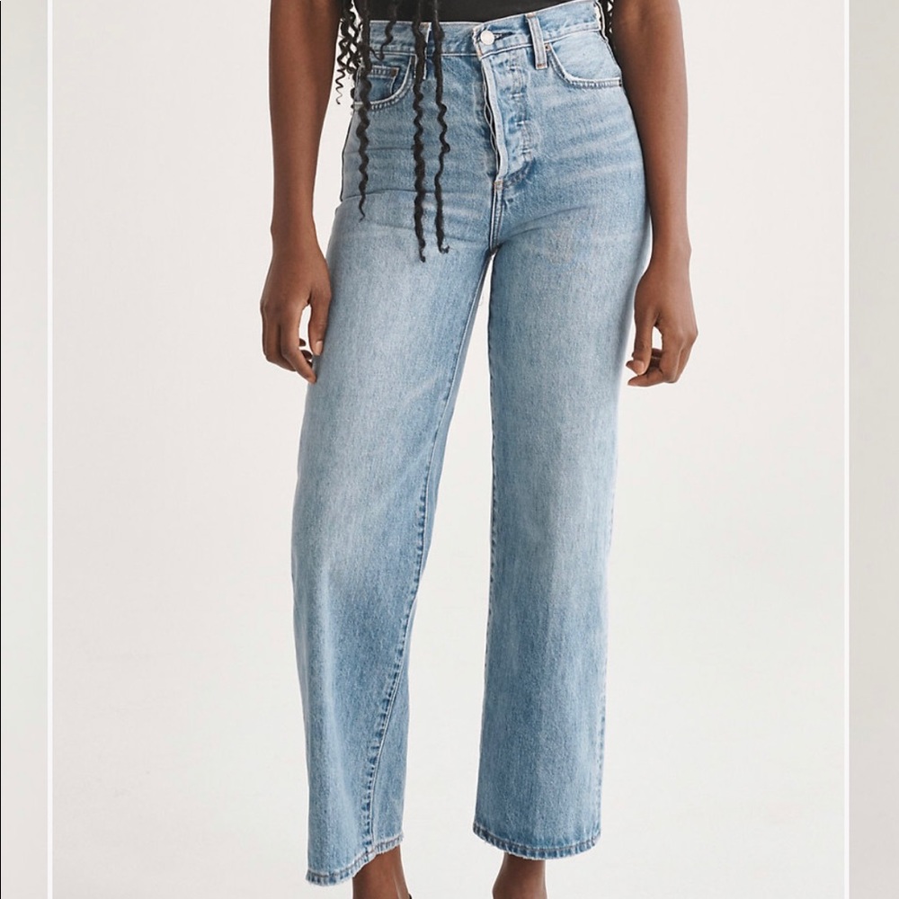 Aritzia - Denim Forum Farrah Wide Leg Jeans